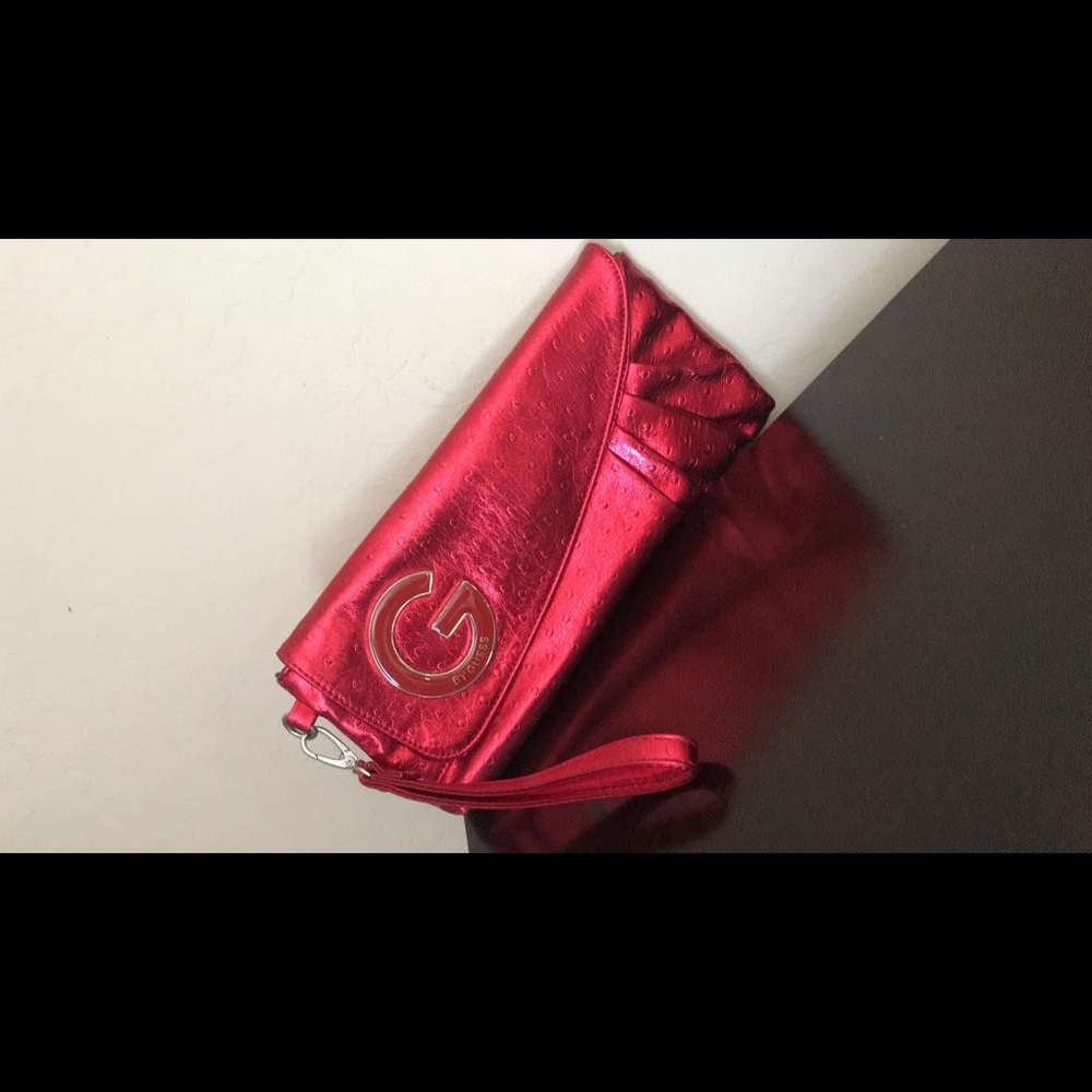 Guess purse